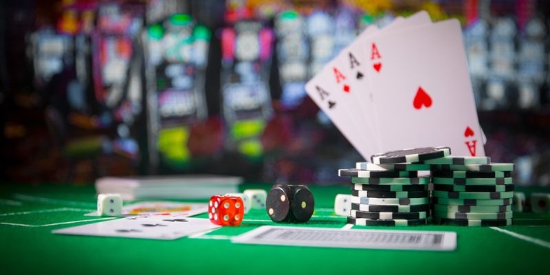 Khám phá luật chơi poker online